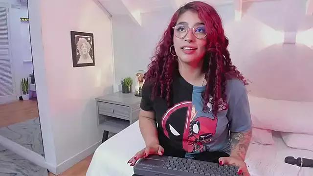 MizzHell from StripChat