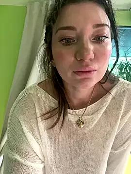 Photos of MooonReal from StripChat is Freechat