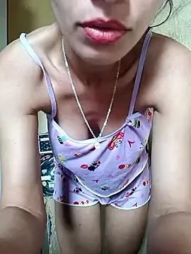 Nandasant09 from StripChat