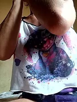 Nandasant09 from StripChat