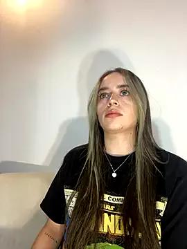 Photos of Natalia_Suarez from StripChat is Freechat