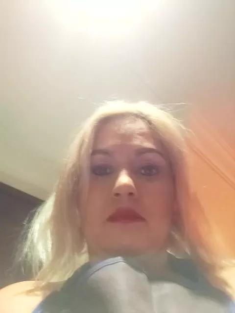 nathy_clauss12 from StripChat