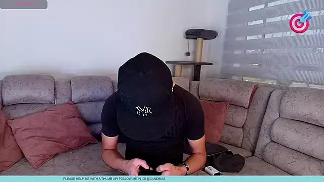 Niico_Cruz from StripChat