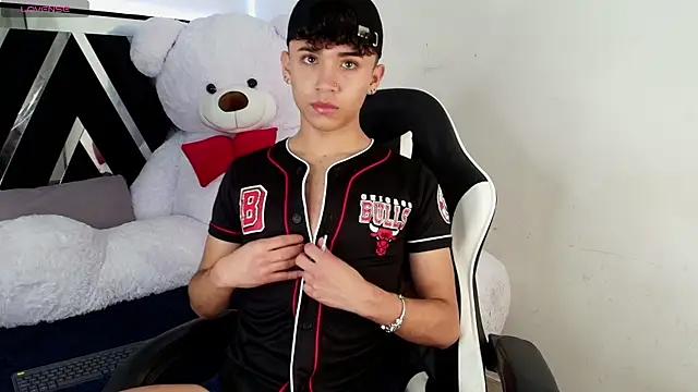 Niico_Cruz from StripChat