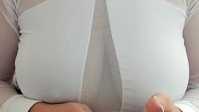 Nikky_Grey_