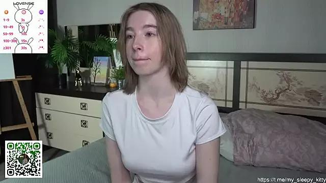 Photos of NoreenHatter from StripChat is Freechat