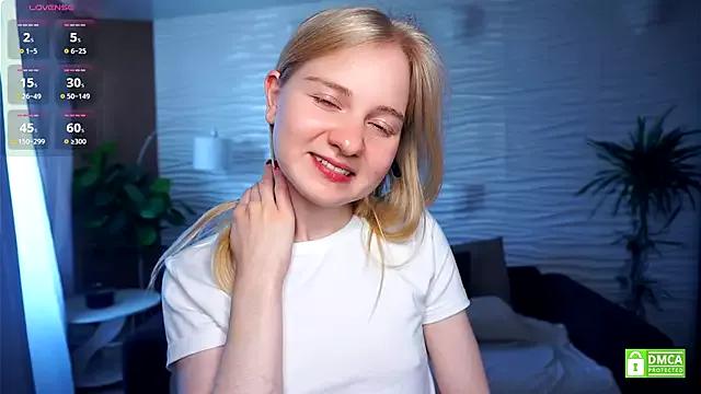 Photos of OdelinaFicken from StripChat is Freechat