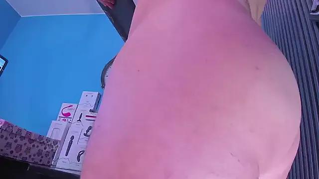 Photos of Patty_jenkinss_ from StripChat is Freechat