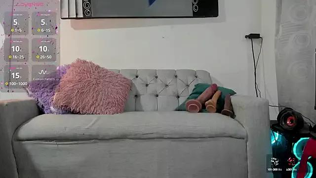paulina_delima__ from StripChat is Freechat