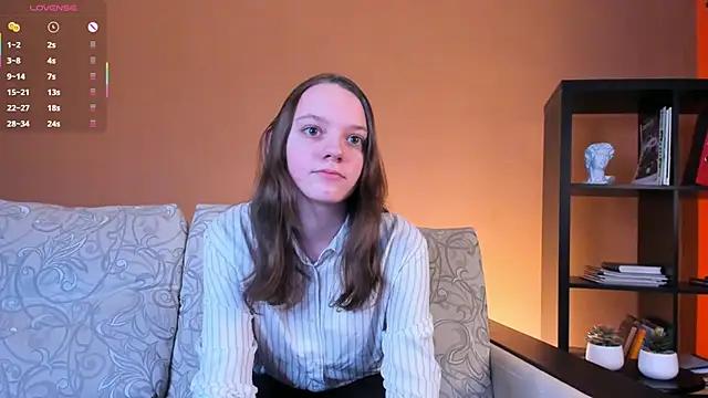 PollyHawkinson from StripChat
