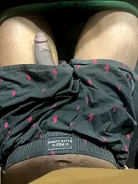Photos of Prettydickboyy from StripChat is Freechat