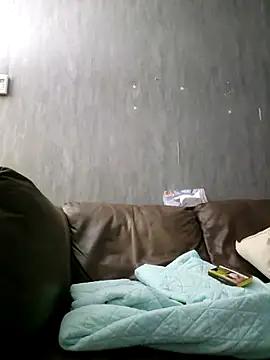 Purple__lips from StripChat