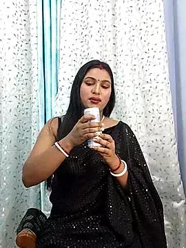 Photos of Queen_Doll from StripChat is Group