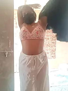 queensenorita from StripChat is Freechat