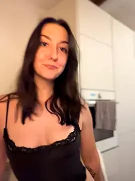 Photos of RealJuliette from StripChat is Freechat