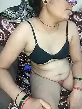 Photos of Riiall_mom from StripChat is Freechat