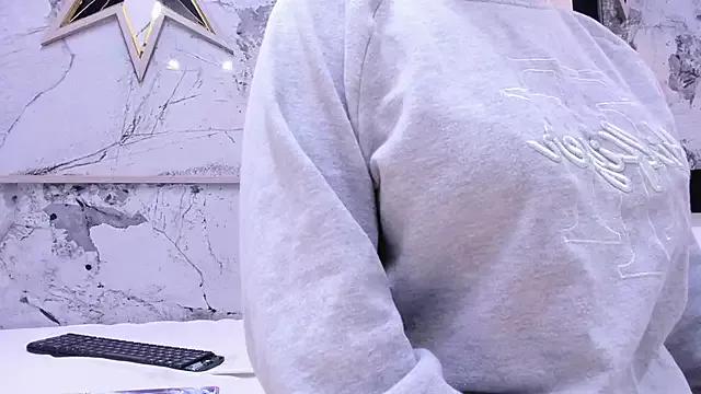 SamanthaaRuiz from StripChat