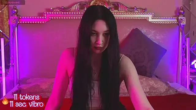 Sara_Whisper from StripChat is Freechat