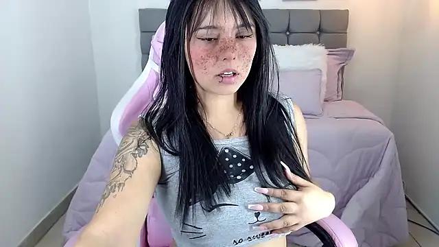 sarah_moon2 from StripChat