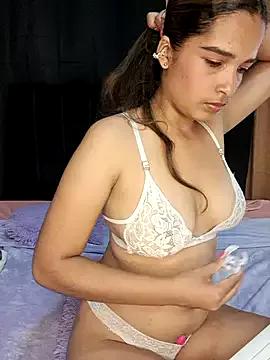 Selena_18x webcams show profile image 