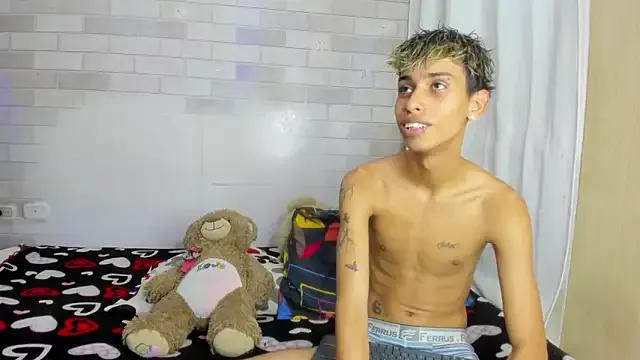 Photos of sex_deep777 from StripChat is Freechat