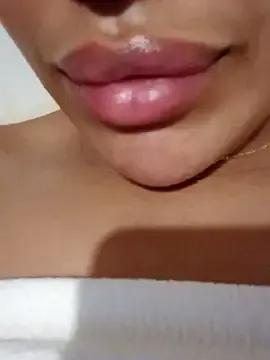 Sexlove1xo from StripChat is Freechat
