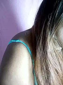 Photos of Sexyhotyrani from StripChat is Freechat