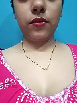 Photos of sexyindi_couple from StripChat is Group
