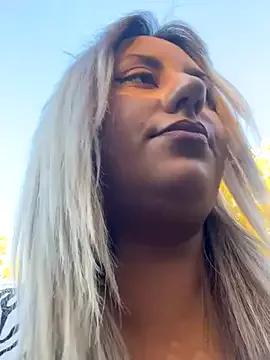 Photos of SinfulLovers33 from StripChat is Freechat