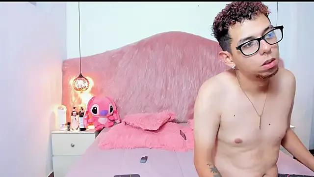 Photos of SkarletRuiz from StripChat is Freechat