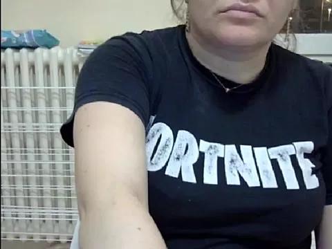 Squirtlady38 from StripChat