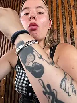 Photos of StephanieMur from StripChat is Freechat