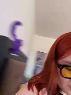Sweetluciee webcams show profile image 