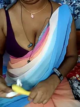Photos of Tamilbigboobie from StripChat is Freechat