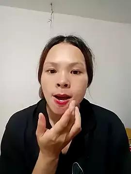 Tuyduyen27 webcams show profile image 
