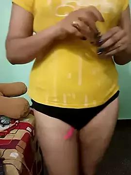Photos of Urmila_555 from StripChat is Freechat