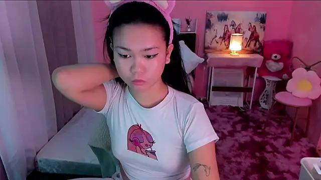 Vivorey_Leighn from StripChat