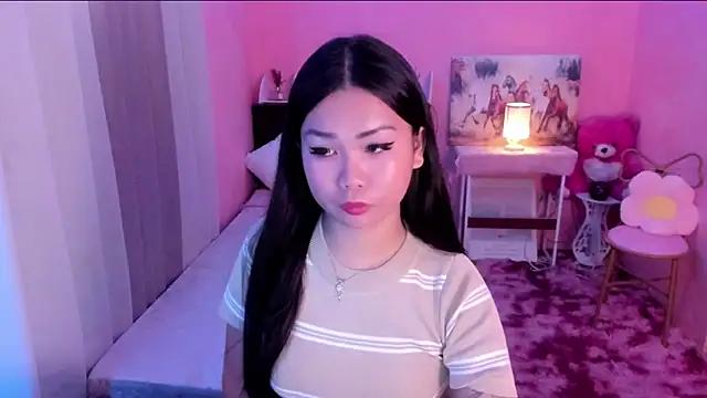 Vivorey_Leighn from StripChat