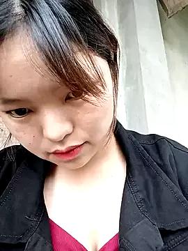 XoiXoi232 from StripChat