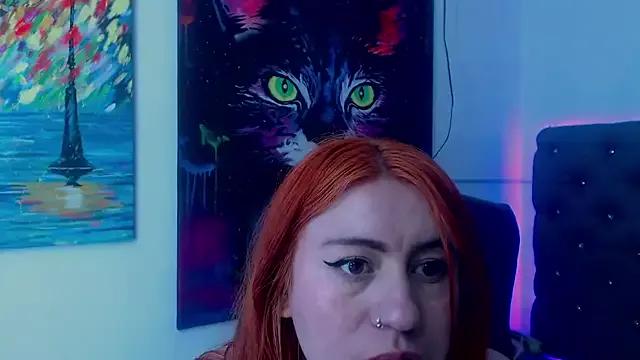 XxMiaSexxyHotxX from StripChat